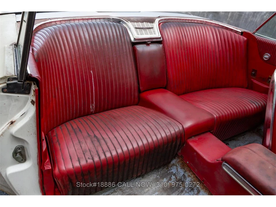1965 Ford Thunderbird 4th Gen - Image 21 of 31