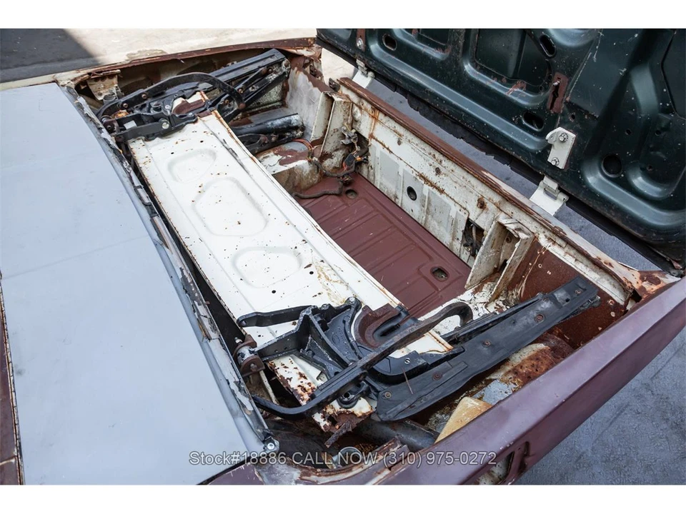 1965 Ford Thunderbird 4th Gen - Image 24 of 31
