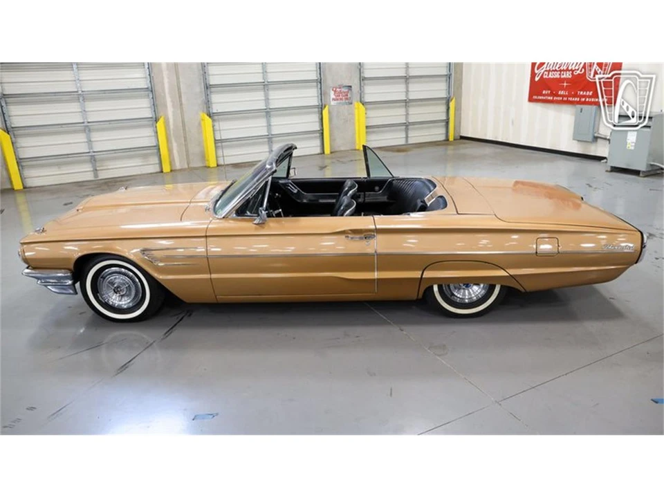 1965 Ford Thunderbird 4th Gen - Image 28 of 31