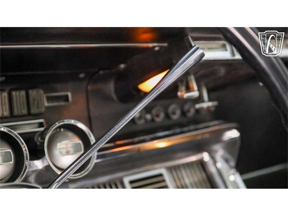 1965 Ford Thunderbird 4th Gen - Image 15 of 31