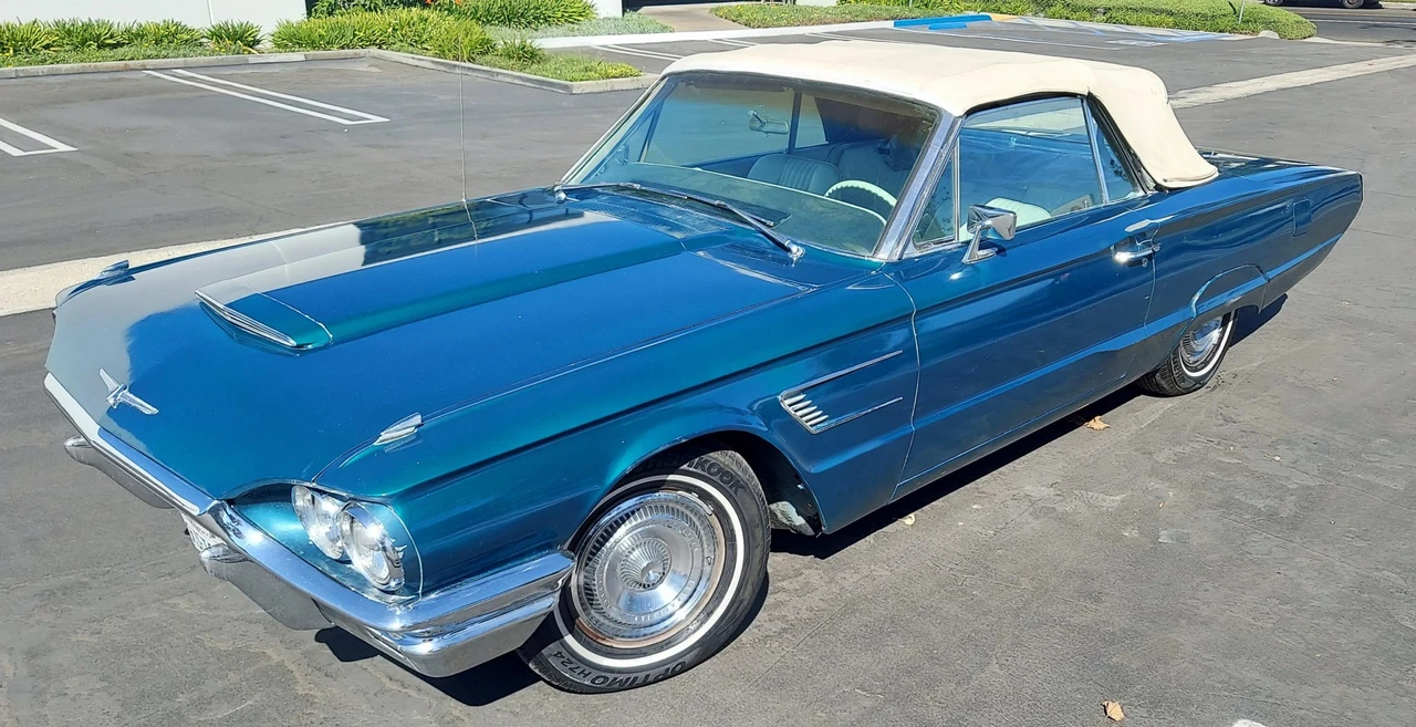 1965 Ford Thunderbird 3rd Gen - Image 25 of 31