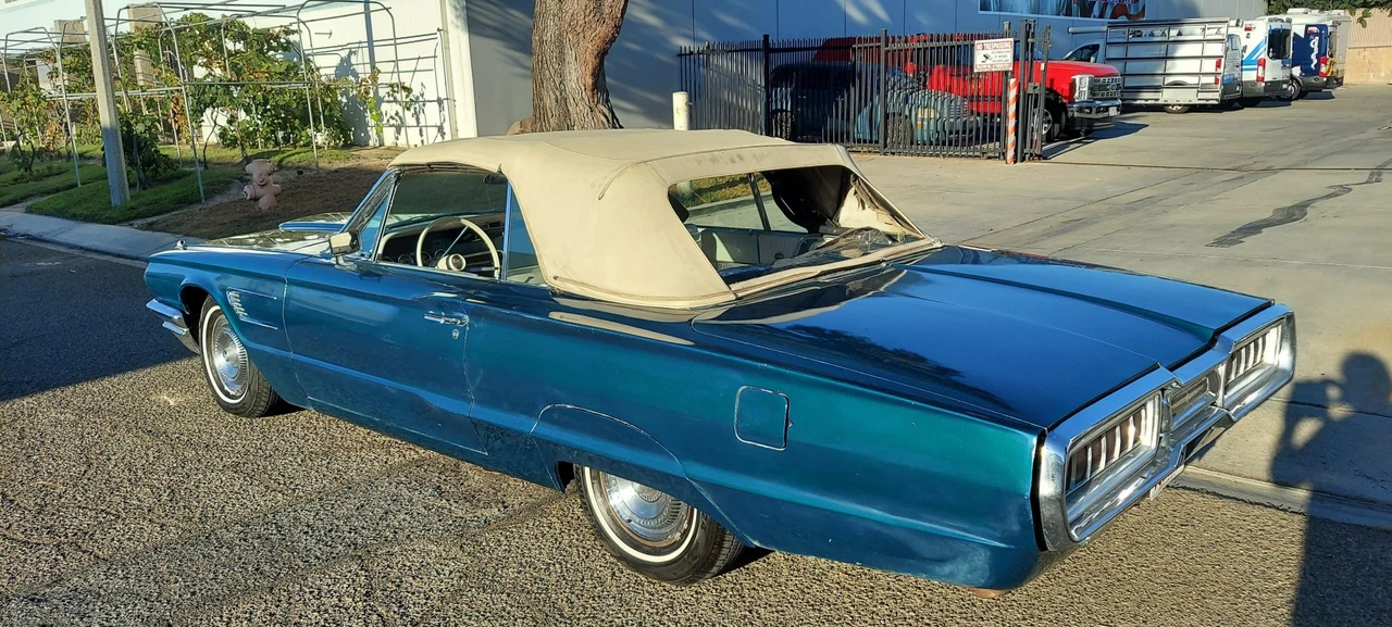 1965 Ford Thunderbird 3rd Gen - Image 29 of 31