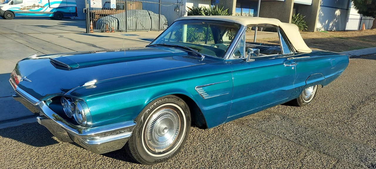 1965 Ford Thunderbird 3rd Gen - Image 26 of 31