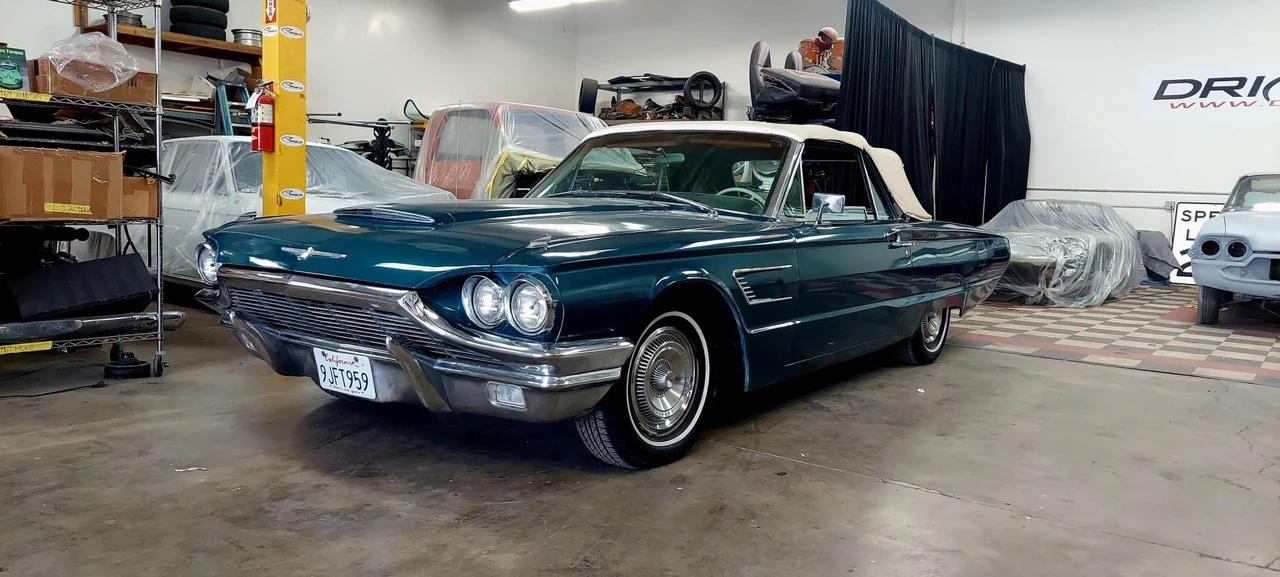 1965 Ford Thunderbird 3rd Gen - Image 14 of 31