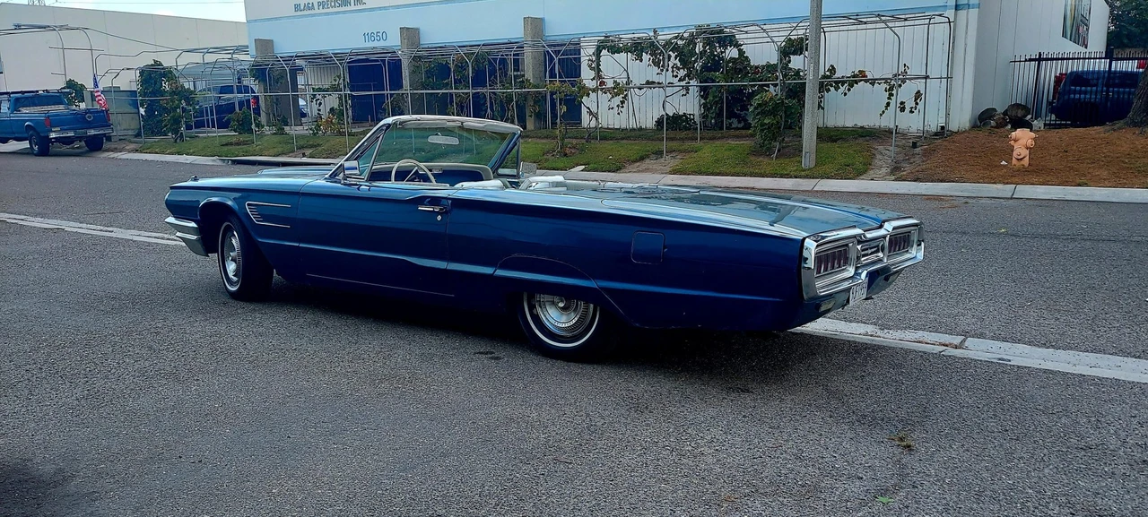 1965 Ford Thunderbird 3rd Gen - Image 5 of 31