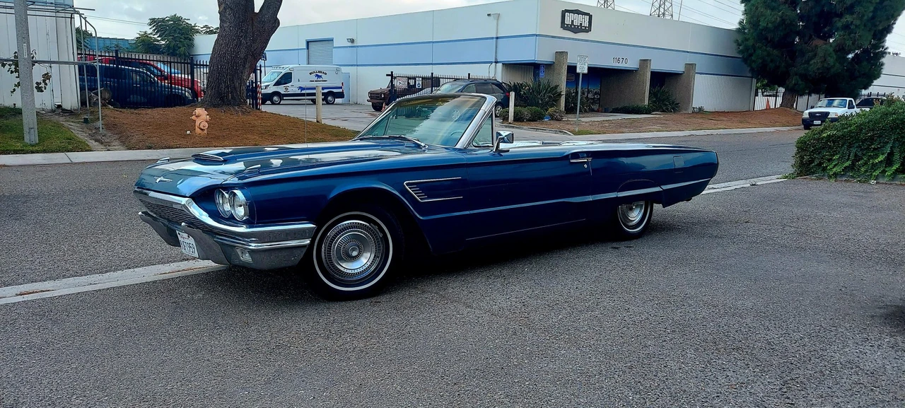 1965 Ford Thunderbird 3rd Gen - Image 3 of 31
