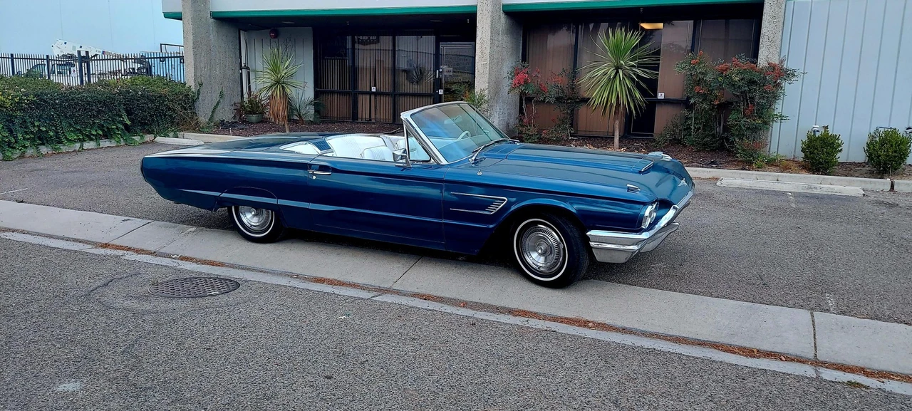 1965 Ford Thunderbird 3rd Gen - Image 11 of 31