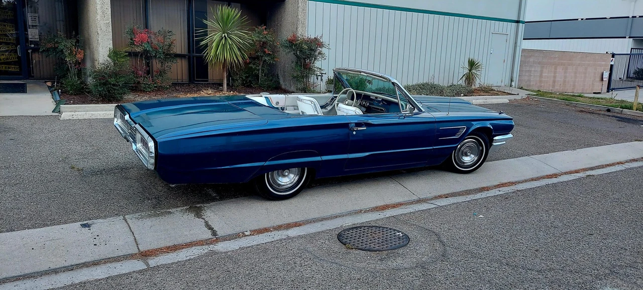 1965 Ford Thunderbird 3rd Gen - Image 9 of 31