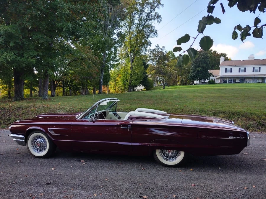 1965 Ford Thunderbird 4th Gen - Image 11 of 16