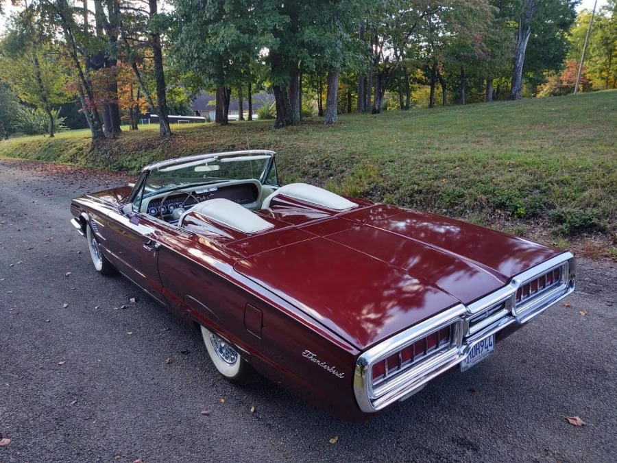 1965 Ford Thunderbird 4th Gen - Image 10 of 16