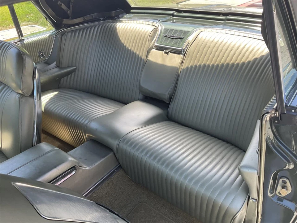 1965 Ford Thunderbird 4th Gen - Image 15 of 16