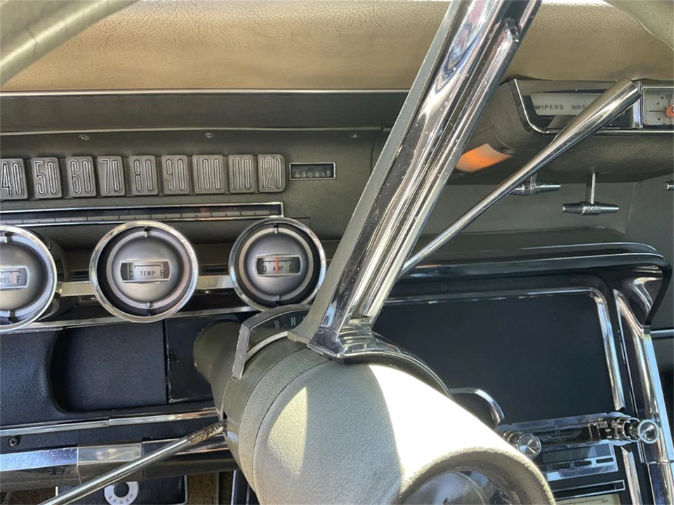 1965 Ford Thunderbird 4th Gen - Image 12 of 16