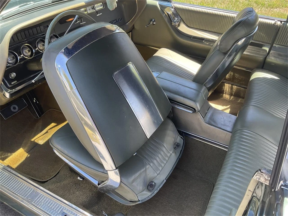 1965 Ford Thunderbird 4th Gen - Image 14 of 16