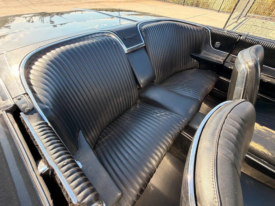 1965 Ford Thunderbird 4th Gen - Image 25 of 31