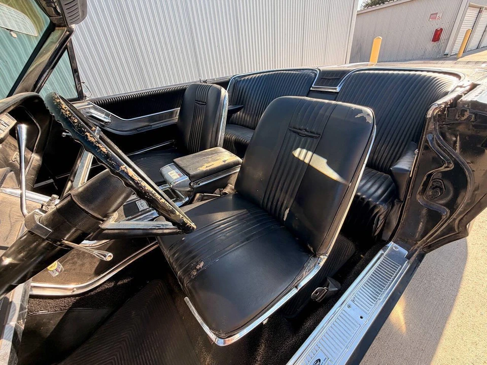 1965 Ford Thunderbird 4th Gen - Image 17 of 31