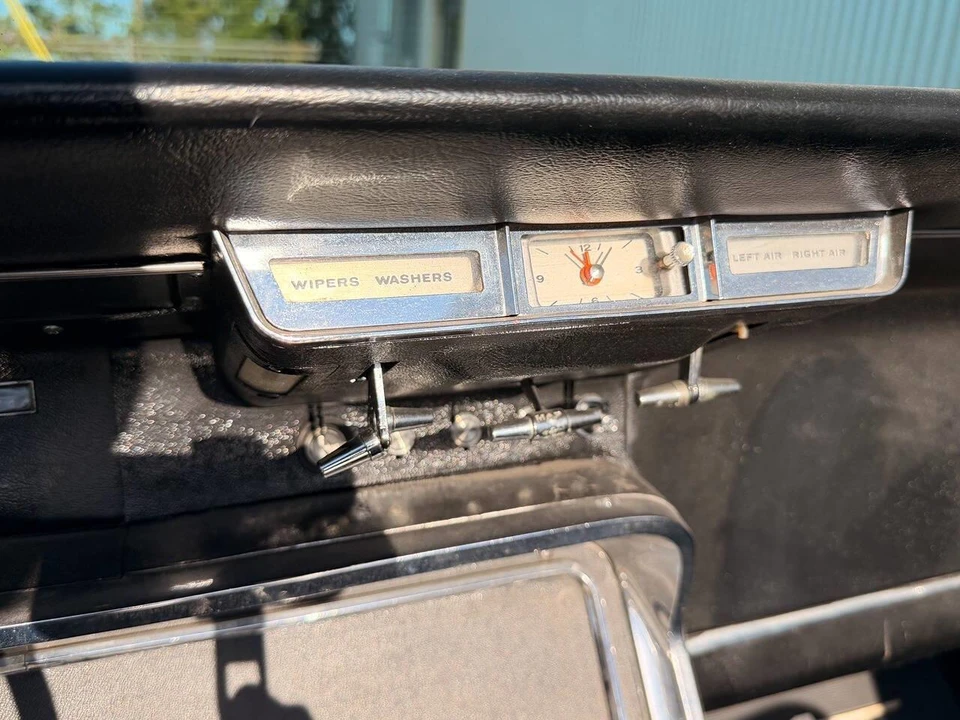 1965 Ford Thunderbird 4th Gen - Image 19 of 31