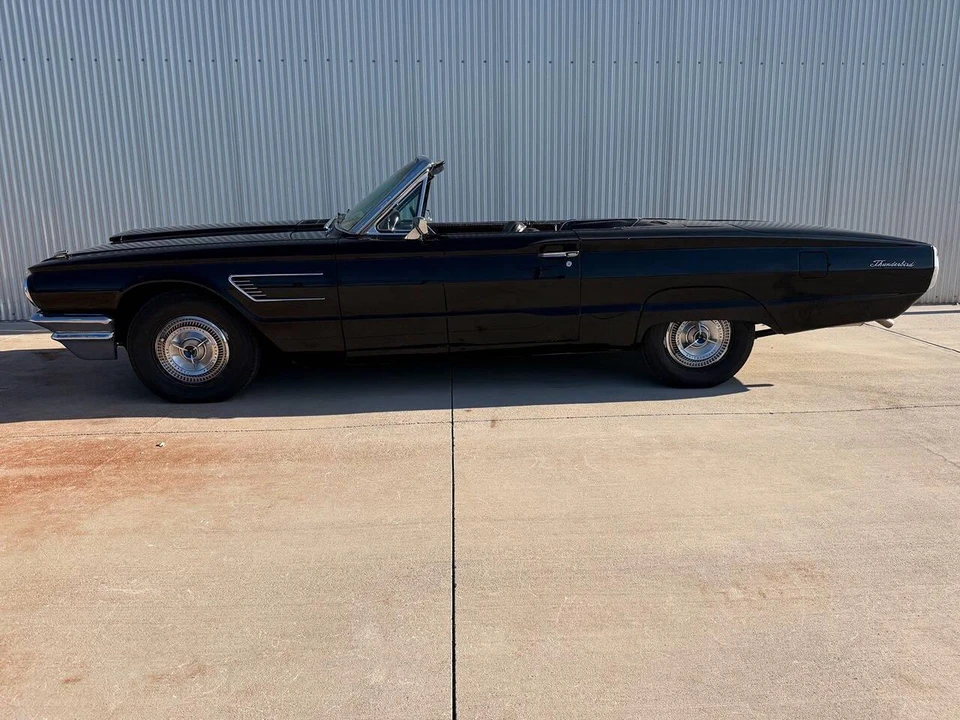 1965 Ford Thunderbird 4th Gen - Image 4 of 31