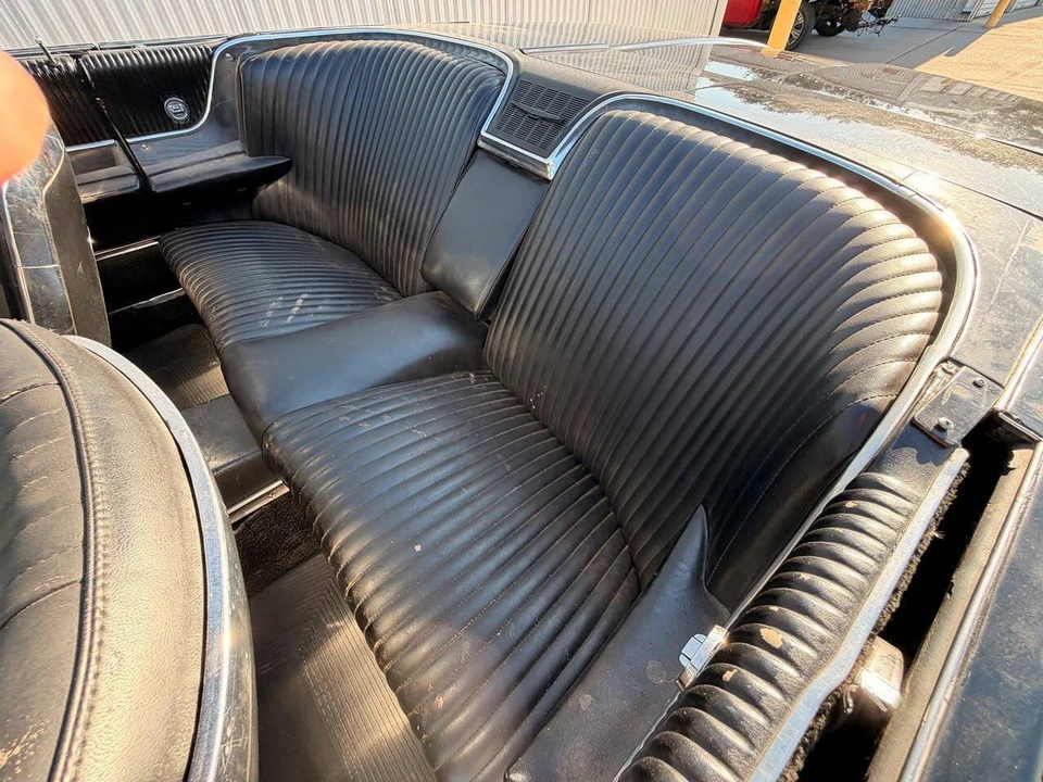 1965 Ford Thunderbird 4th Gen - Image 24 of 31