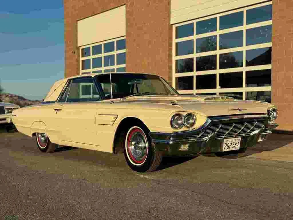 1965 Ford Thunderbird 4th Gen - Image 2 of 31