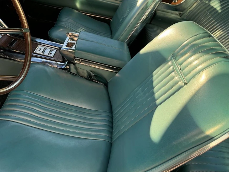 1965 Ford Thunderbird 4th Gen - Image 19 of 31
