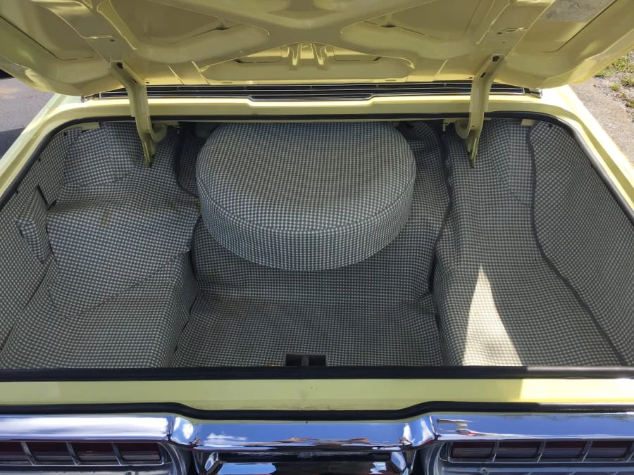 1965 Ford Thunderbird 4th Gen - Image 10 of 10