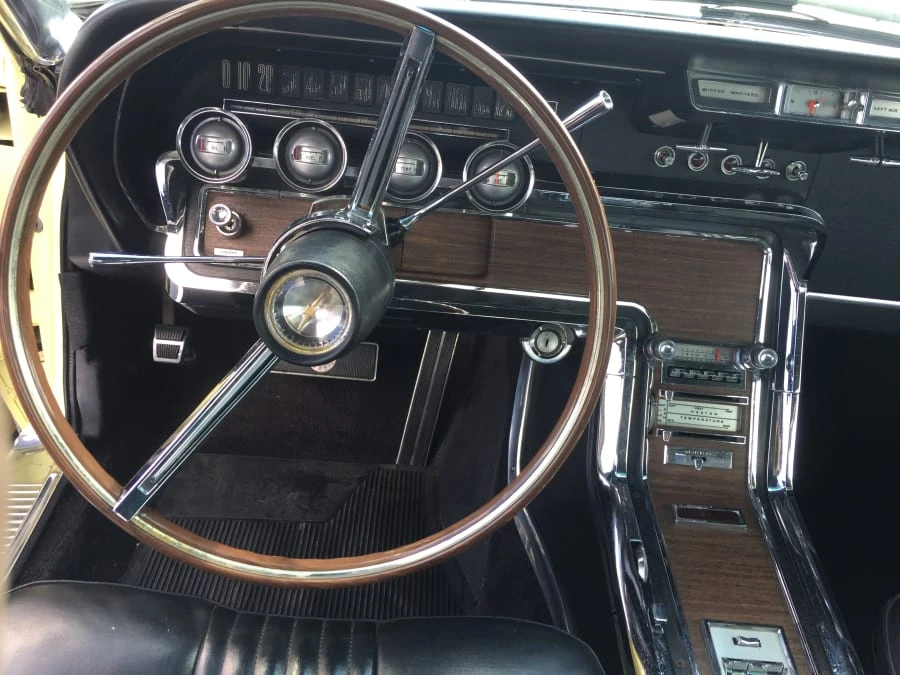 1965 Ford Thunderbird 4th Gen - Image 5 of 10