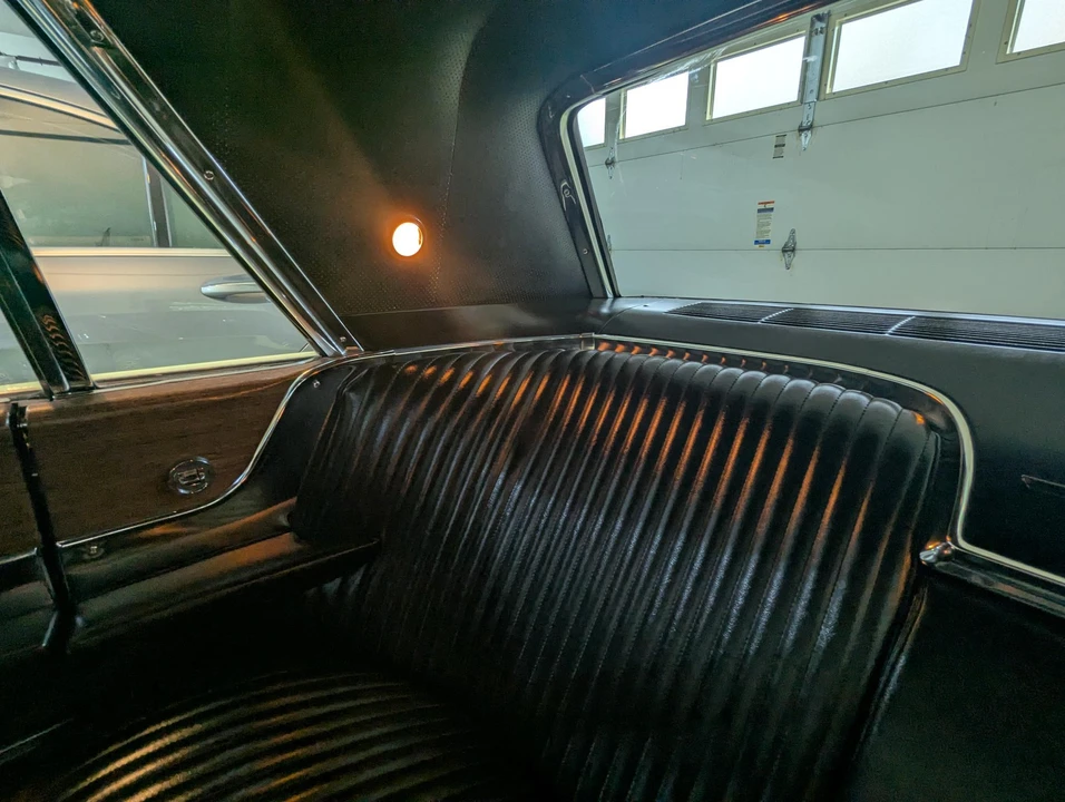 1965 Ford Thunderbird 4th Gen - Image 26 of 31