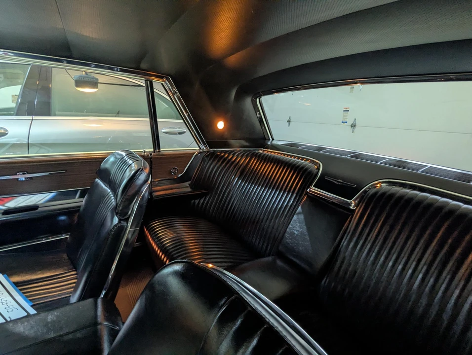 1965 Ford Thunderbird 4th Gen - Image 27 of 31
