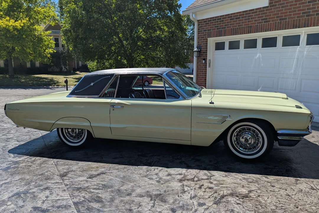 1965 Ford Thunderbird 4th Gen - Image 5 of 31