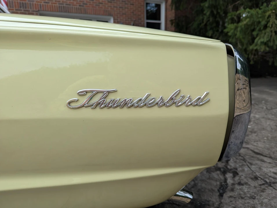 1965 Ford Thunderbird 4th Gen - Image 15 of 31