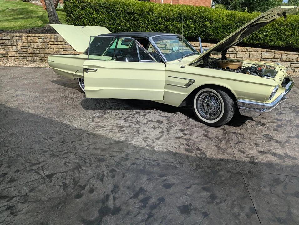 1965 Ford Thunderbird 4th Gen - Image 8 of 31