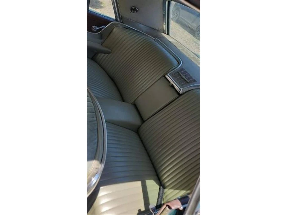 1965 Ford Thunderbird 4th Gen - Image 4 of 10