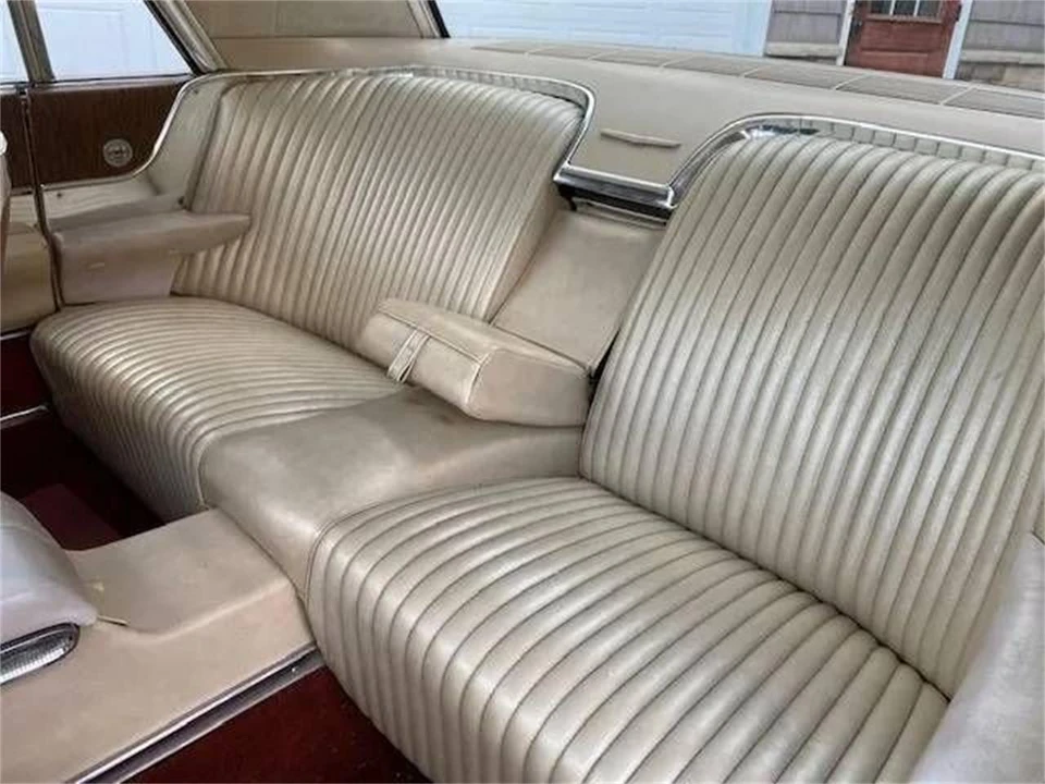 1965 Ford Thunderbird 4th Gen - Image 14 of 30