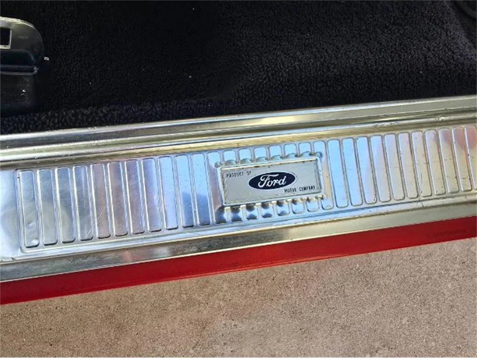 1965 Ford Thunderbird 4th Gen - Image 2 of 8
