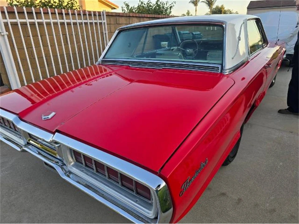 1965 Ford Thunderbird 4th Gen - Image 7 of 8