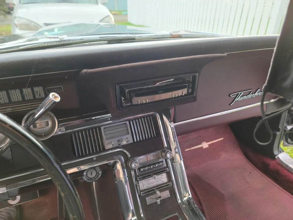 1965 Ford Thunderbird 3rd Gen - Image 9 of 21