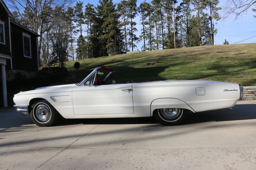 1965 Ford Thunderbird 4th Gen - Image 3 of 31