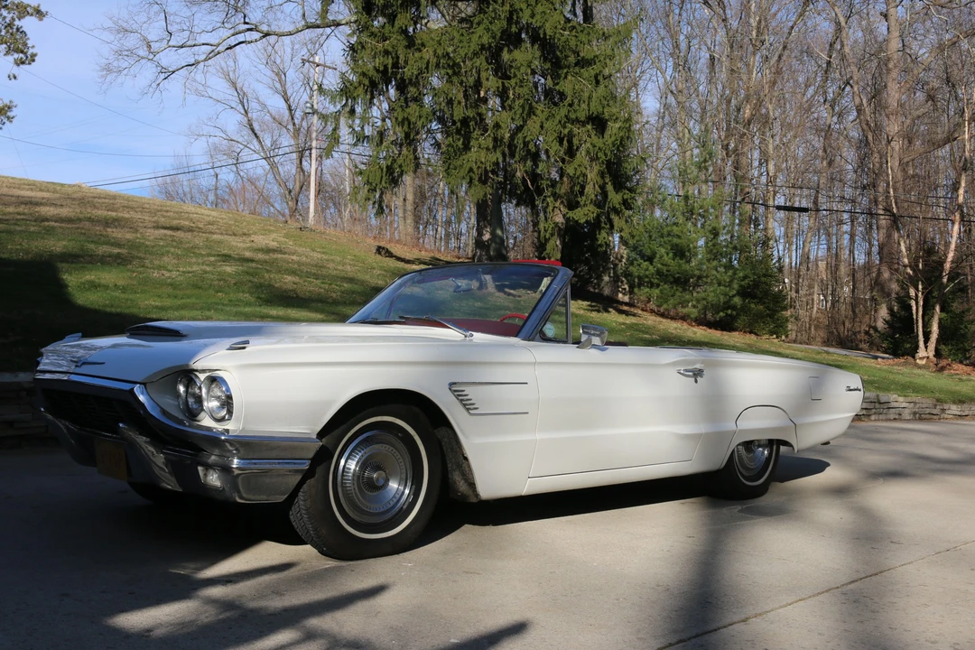 1965 Ford Thunderbird 4th Gen - Image 2 of 31