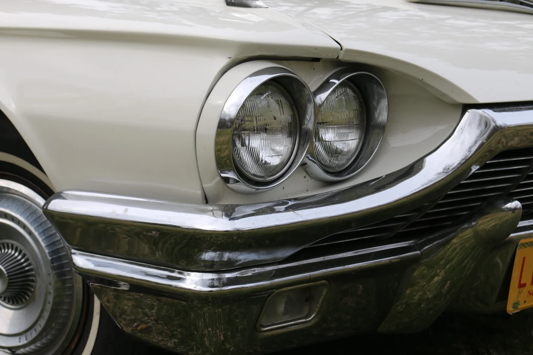 1965 Ford Thunderbird 4th Gen - Image 19 of 31