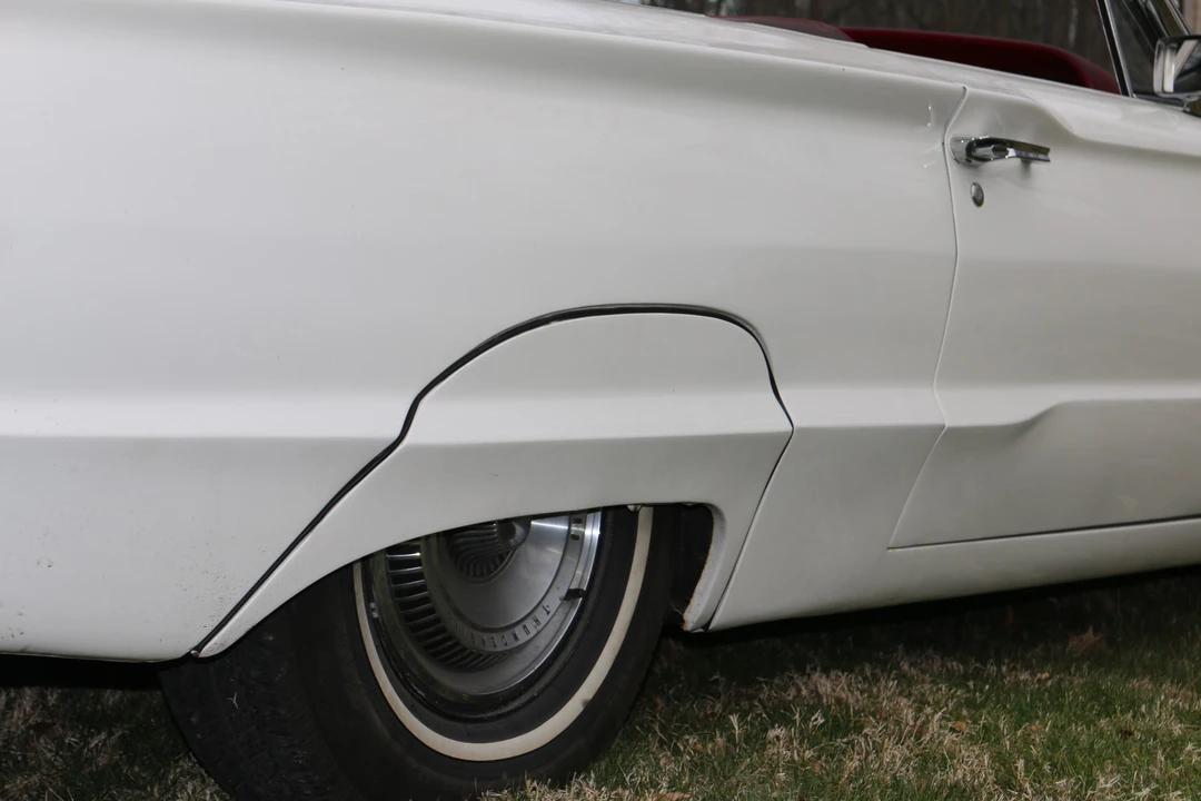 1965 Ford Thunderbird 4th Gen - Image 18 of 31