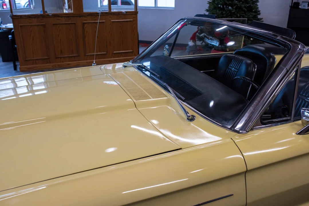 1965 Ford Thunderbird 4th Gen - Image 30 of 31
