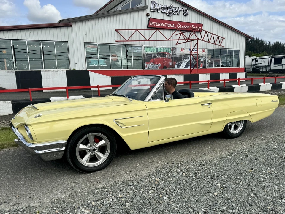 1965 Ford Thunderbird 4th Gen - Image 7 of 31