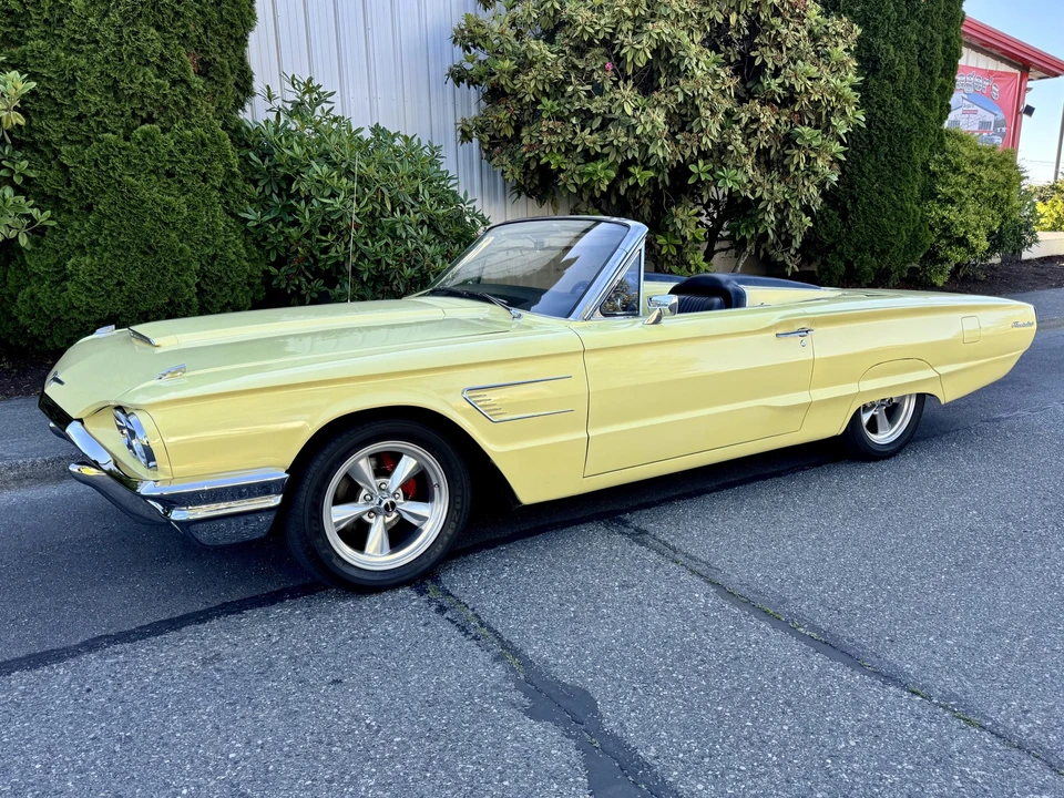1965 Ford Thunderbird 4th Gen - Image 4 of 31