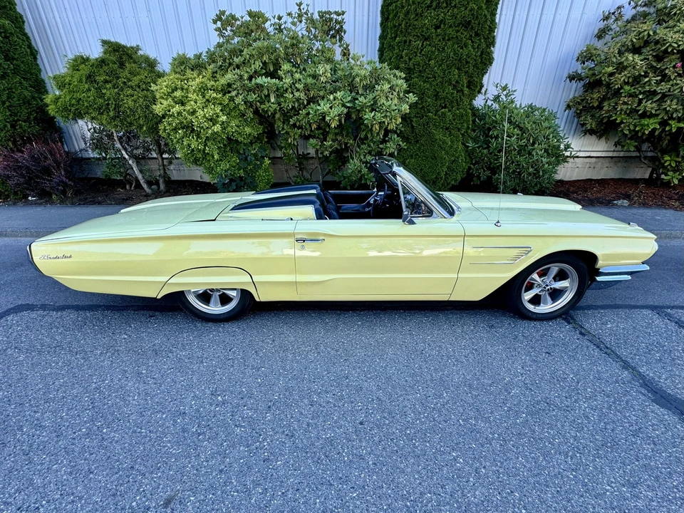 1965 Ford Thunderbird 4th Gen - Image 18 of 31