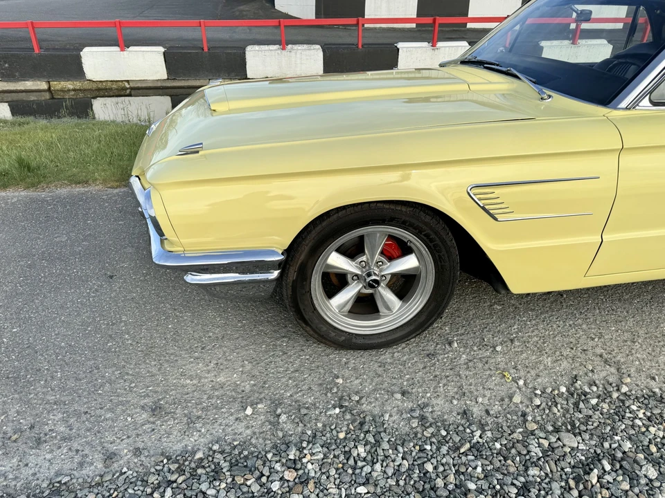 1965 Ford Thunderbird 4th Gen - Image 30 of 31