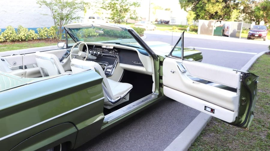 1965 Ford Thunderbird 4th Gen - Image 8 of 24