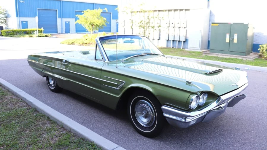 1965 Ford Thunderbird 4th Gen - Image 21 of 24
