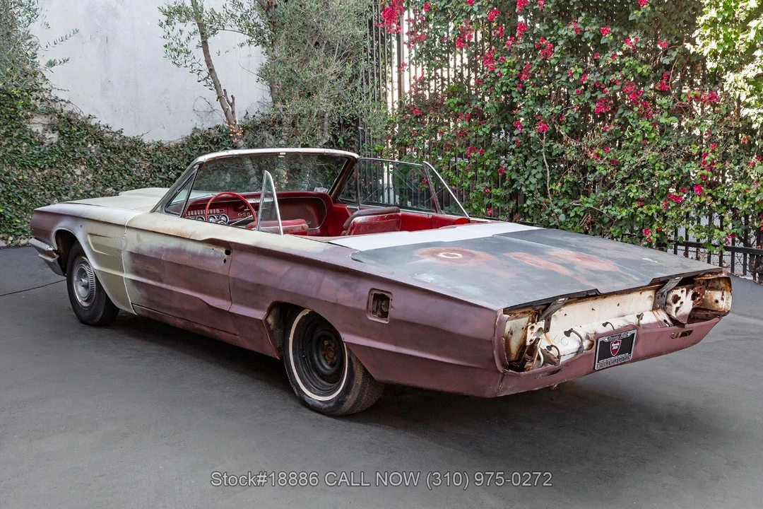 1965 Ford Thunderbird 4th Gen - Image 8 of 31