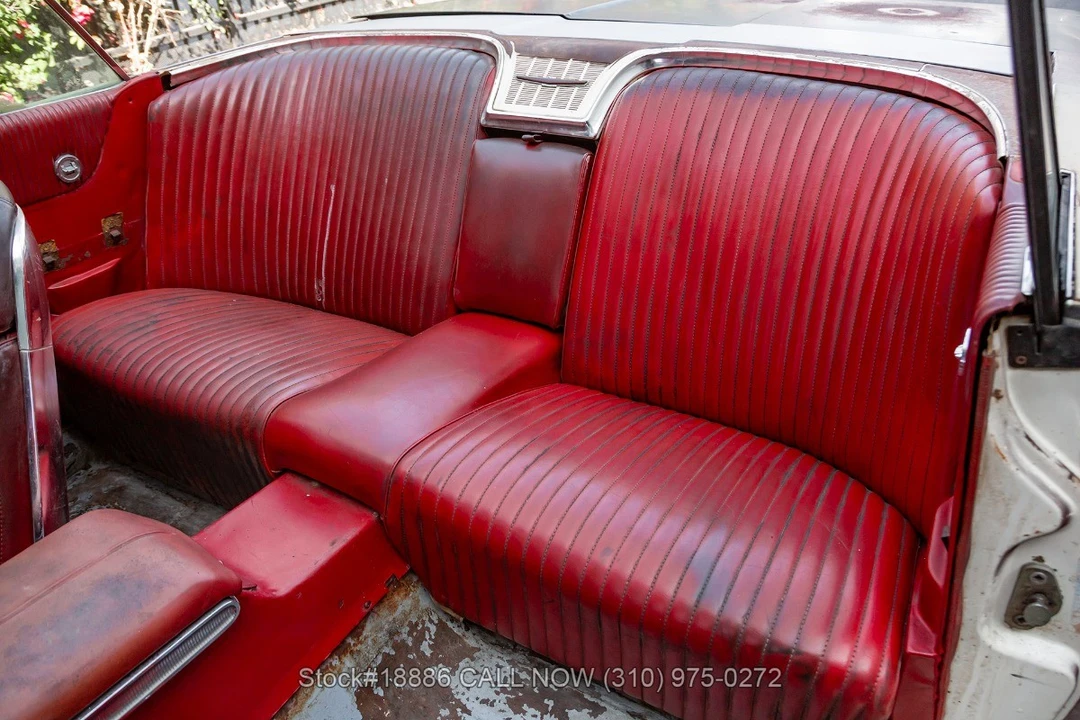 1965 Ford Thunderbird 4th Gen - Image 17 of 31