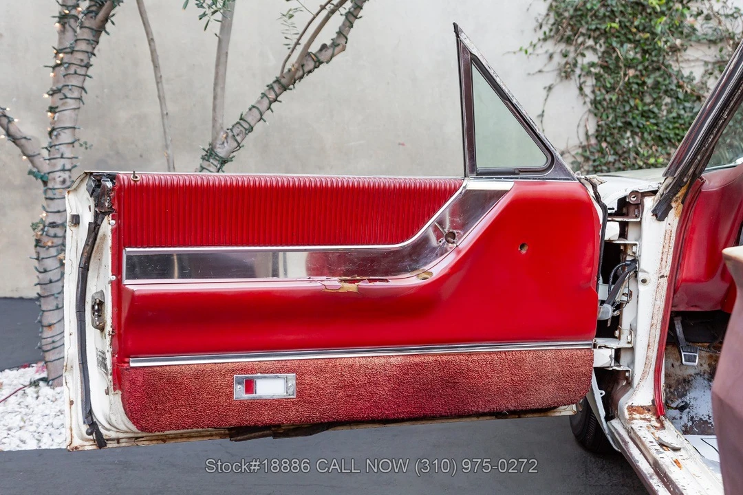 1965 Ford Thunderbird 4th Gen - Image 15 of 31